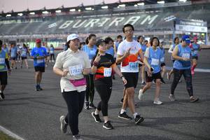 BIB: 1487, 17823, 174, 
                            <button type="button" onclick="openModal(10957183)" class="btn btn-primary btn-sm float-right btn-popup" data-toggle="modal" data-target=".modal-high-quality">
                        <i class="fas fa-shopping-cart"></i> Add to Cart
                    </button>
                                            <button type="button" onclick="isThisMe(10957183, true)" class="btn btn-success btn-sm float-right btn-popup btn-isme hidden" data-toggle="tooltip" data-placement="bottom" title="นี่คือรูปของคุณใช่ไหม คลิกที่นี่เพื่อเอาเข้าอัลบั้ม">
                        <i class="fas fa-plus"></i> Add to album
                    </button>
                    <button type="button" onclick="isThisMe(10957183, false)" class="btn btn-warning btn-sm float-right btn-popup btn-isnotme hidden">
                        <i class="fas fa-ban"></i> Remove from album
                    </button>